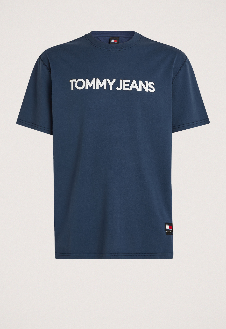 t-shirt-tommy-jeans-411cqg-1.jpg